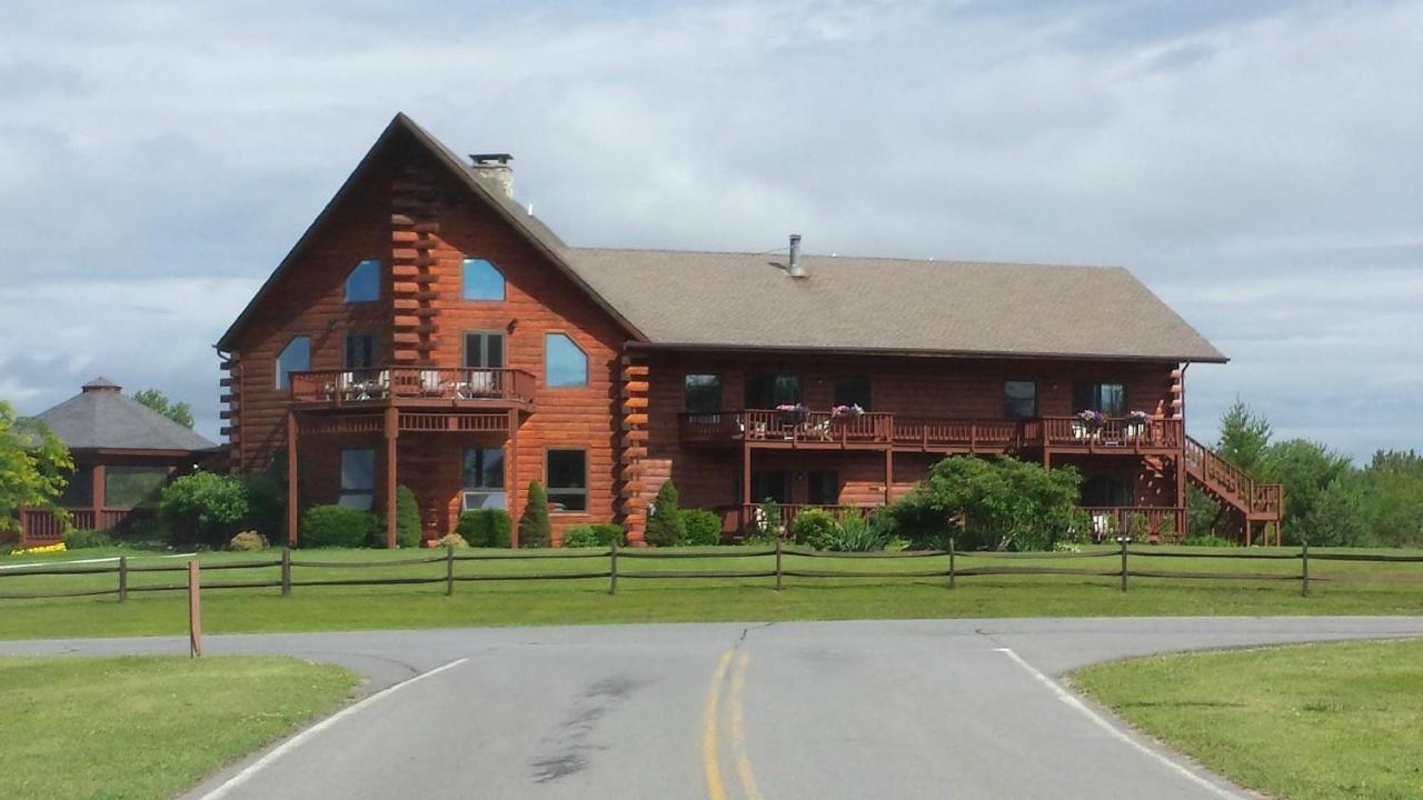Point Au Roche Lodge Plattsburgh Esterno foto