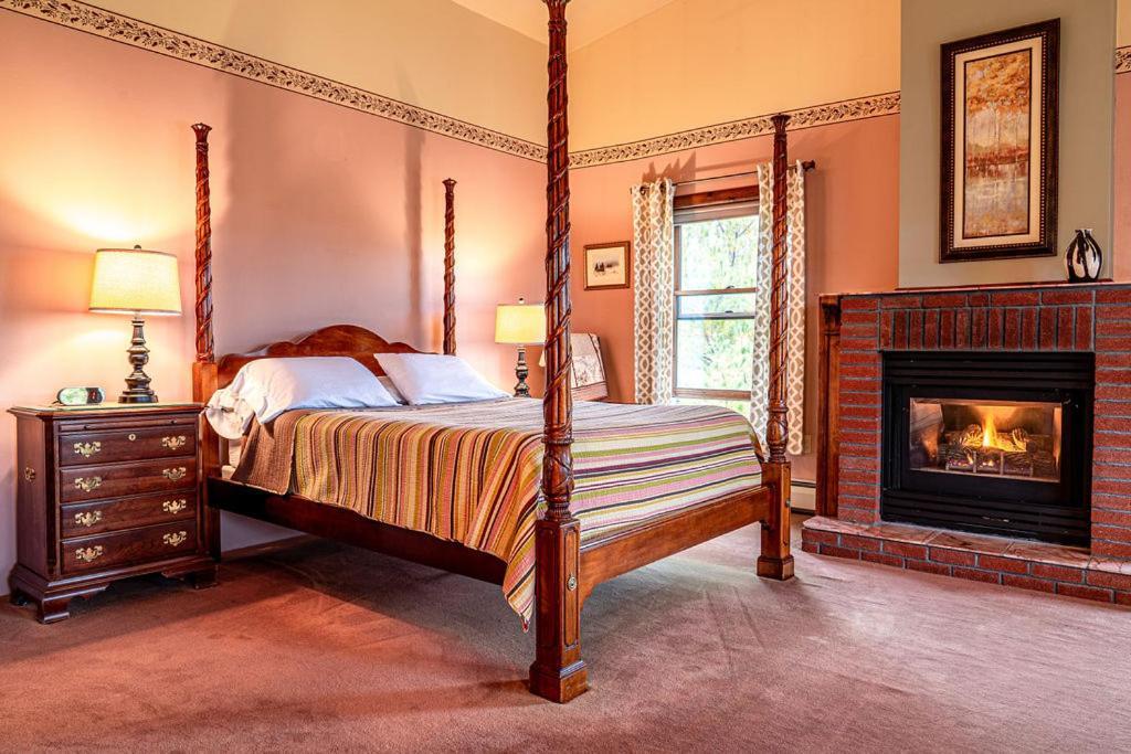 Point Au Roche Lodge Plattsburgh Esterno foto