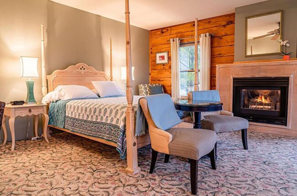 Point Au Roche Lodge Plattsburgh Esterno foto